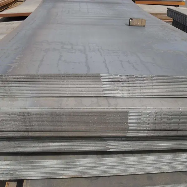 Shipbuilding steel plate for marine construction