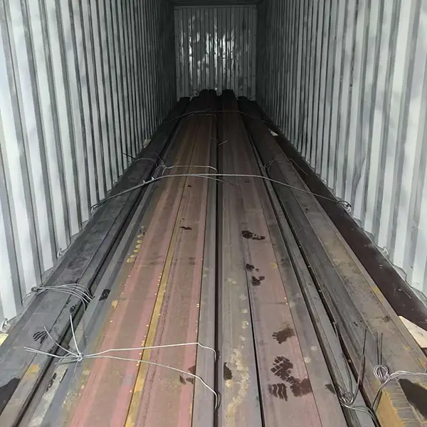 QU120 rails